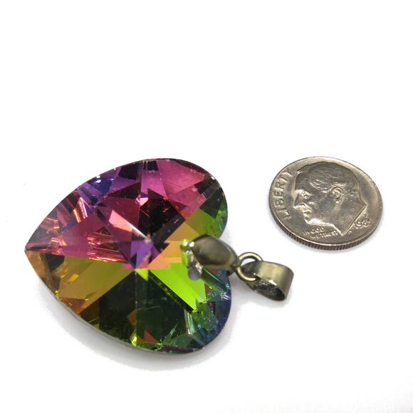 Vintage Crystal Heart Pendant,  18KGP Bail, 1960s Jewelry - Picture 5 of 10